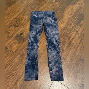 Lululemon women’s align high rise 25” leggings size 6